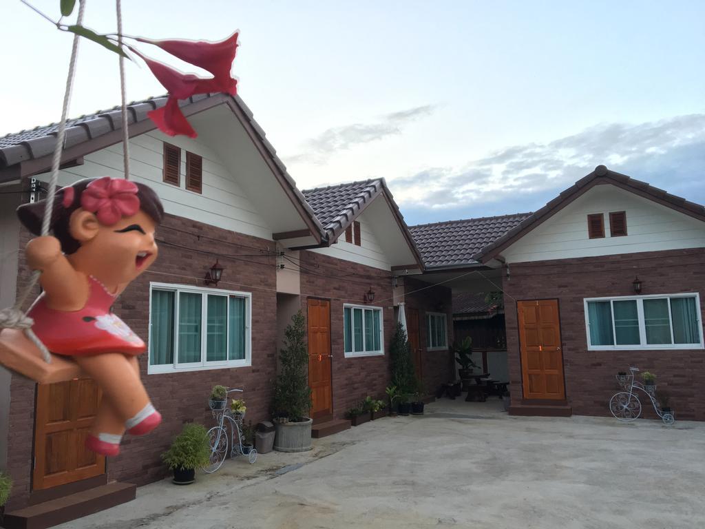 Hotel Latisha House Chiang Rai Zewnętrze zdjęcie